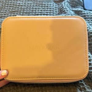 Mayamar Beige Leather Jewelry Case